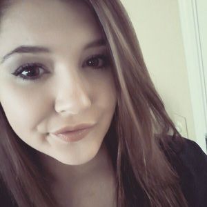 Meet your Posher, Ali